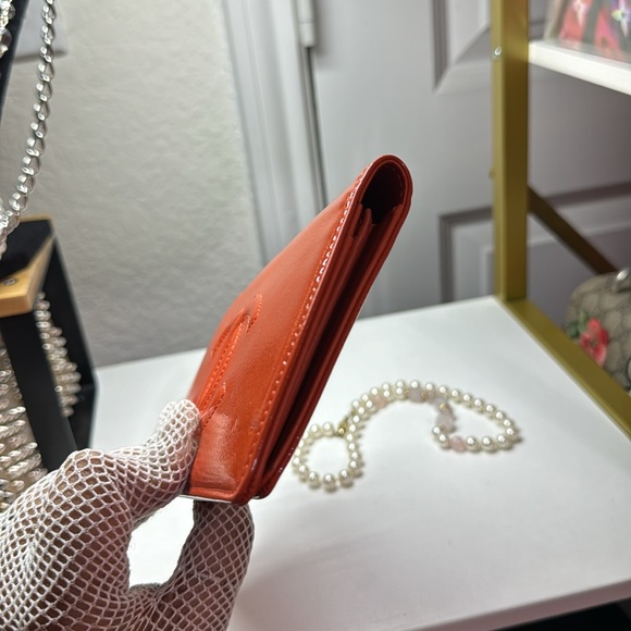 Authentic 🌸Chanel 🌸Orange Patent Leather wallet - Picture 16 of 17